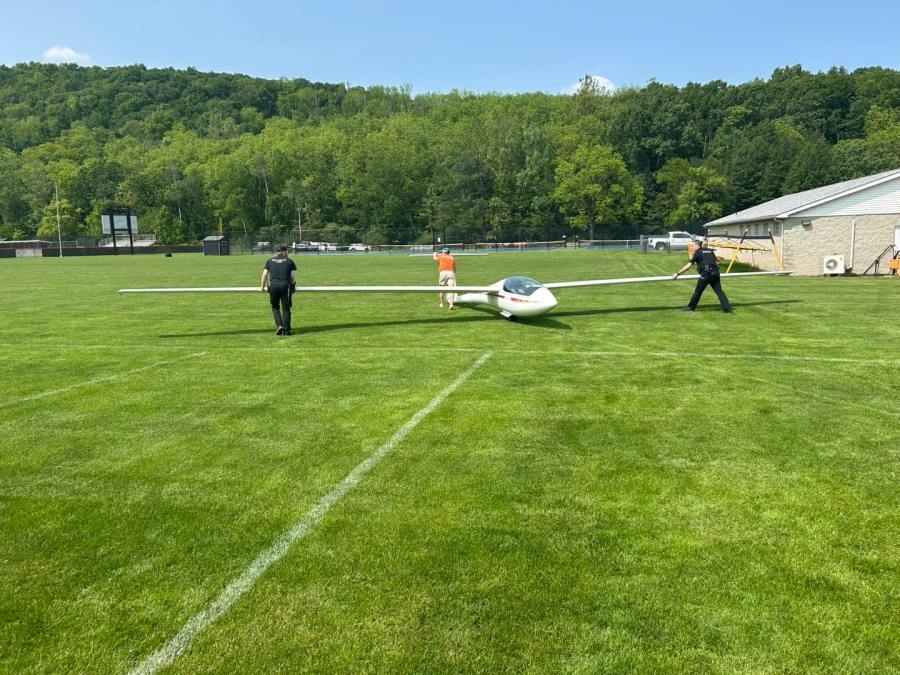 Glider from Elmira makes alternate landing on soccer field in Wyoming County