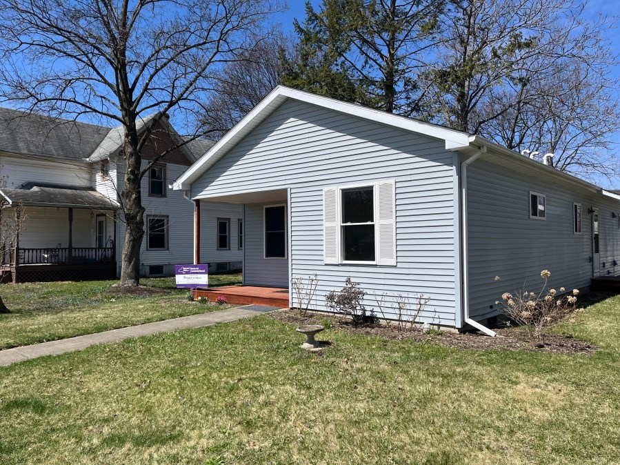 Steuben County Habitat for Humanity dedicates renovated home to family