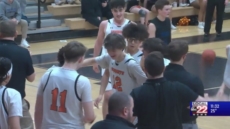 Labombard Sinks Top Play of the Week