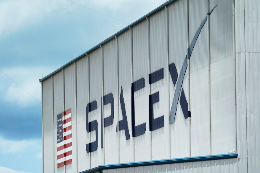 SpaceX launches rocket from Florida carrying Starlink satellites