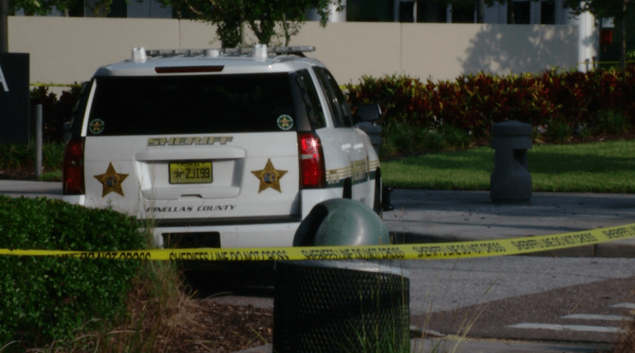 Woman shoots father in the back during child custody exchange in Largo: deputies