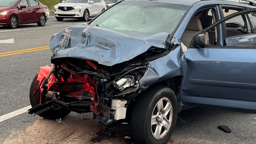 5 people hospitalized after vehicles ‘heavily damaged' in Spring Hill crash