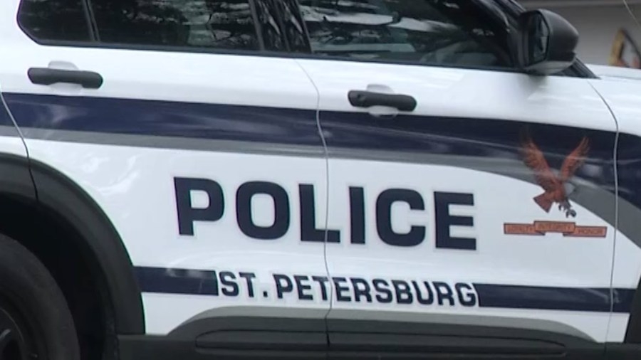 Man arrested after pointing a gun at someone during fight in St. Pete, fleeing scene: Police