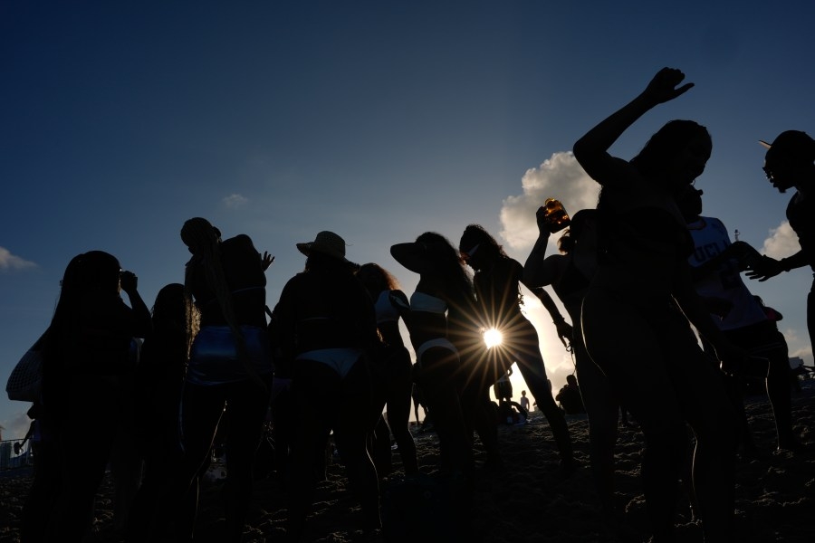 Miami Beach police deploy drones to keep an eye on spring break crowds