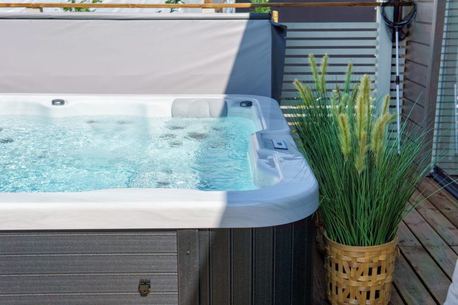 Hot tub company permanently shut down for scamming Floridians, Attorney General says