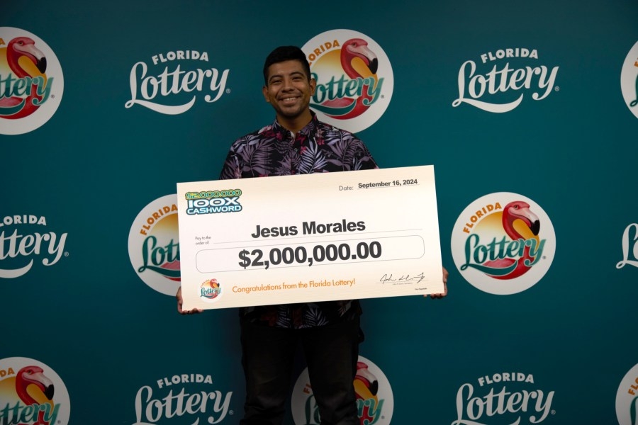 Bradenton man wins $2M on $10 scratch-off purchased in Manatee County