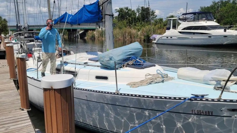 Coast Guard searching for boater who disappeared on trip to Florida Keys