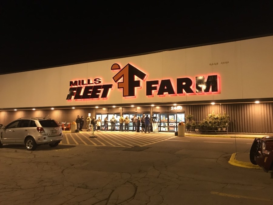 ‘Shenanigans at Fleet Farm': Police in Wisconsin looking to identify two young men