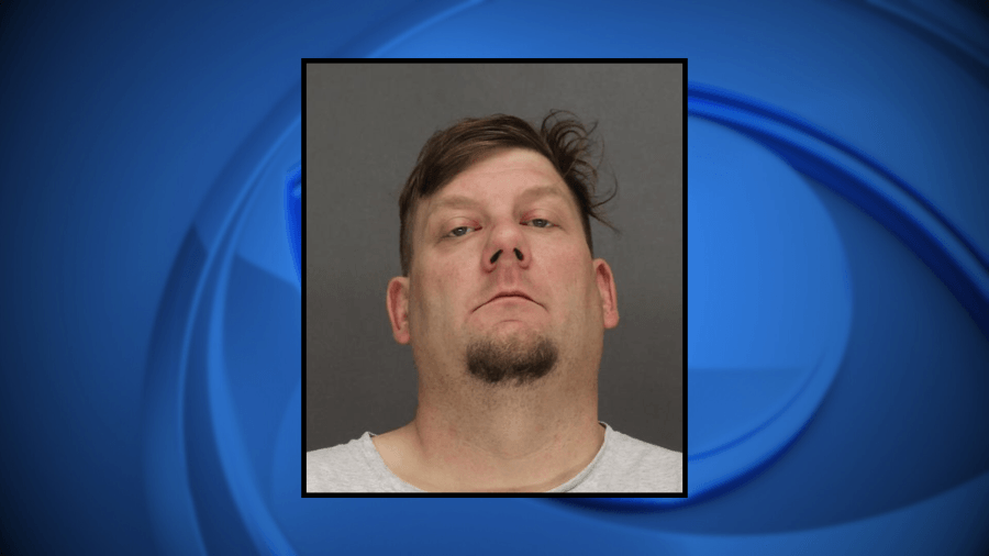 Omro Alderman charged for receiving/distributing child pornography, faces up to 20 years in prison