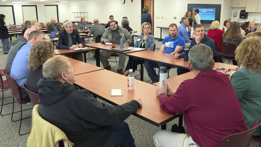 Lawmakers gather in De Pere to discuss impact and importance of educational funding