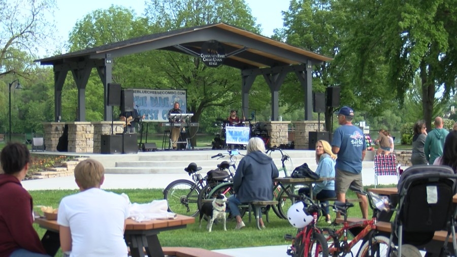 Menasha's Jefferson Park holds dedication for new pavilion & event space