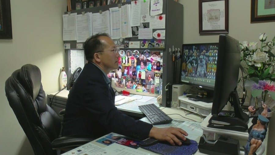 Appleton police sergeant retires after nearly three decades, was first Hmong officer in department history
