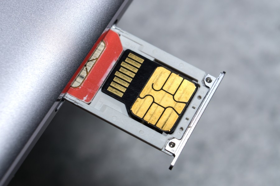 Deputies in Wisconsin county warn of increase in SIM Swap cases, scammer accesses phone number, personal info