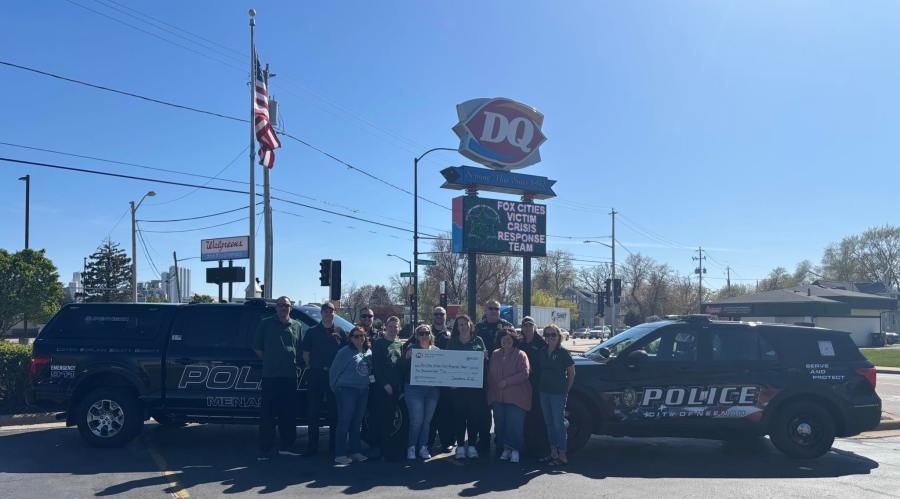 Dairy Queen in Neenah raises $2,000 for Fox Cities Victim Crisis Response Team through green popcorn fundraiser