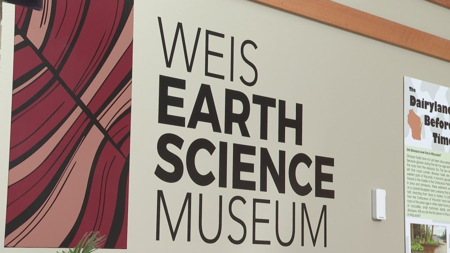 Weis Earth Science Museum's future no longer in jeopardy, announces move to History Museum at the Castle in Appleton