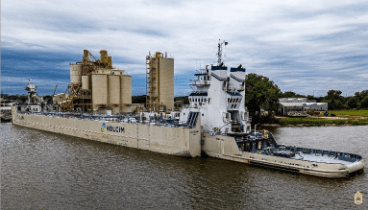 Port of Green Bay sees first arrival for 2025's shipping season, ship carrying cement