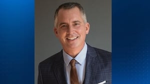 Former U.S. Representative from Tampa Bay announces bid for Florida governor in 2026