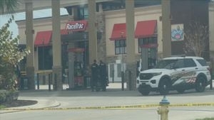 Caught on Camera: gas station shootout leaves multiple hurt in New Smyrna Beach