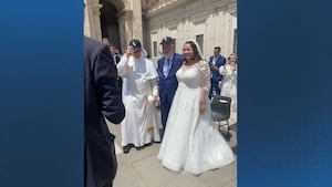 ‘Cherry on top of our honeymoon': Haverhill couple goes viral after gifting the Pope a White Sox hat