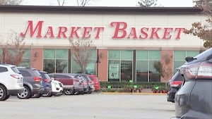Market Basket suspends 48 employees at Massachusetts store after DHS audit
