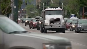 Experts suggest avoiding left-hand turns while driving. Here's why