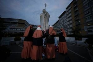 Pope Francis responding well to pneumonia therapy and showing ‘gradual, slight improvement'