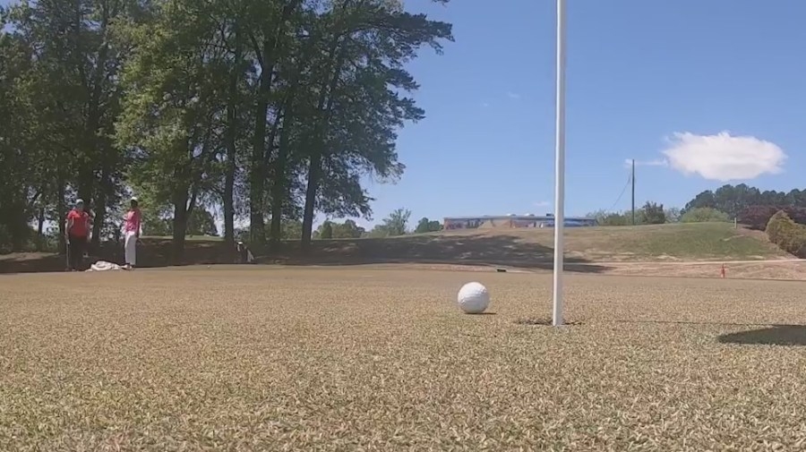 Learning to putt on Teach Me Tuesday