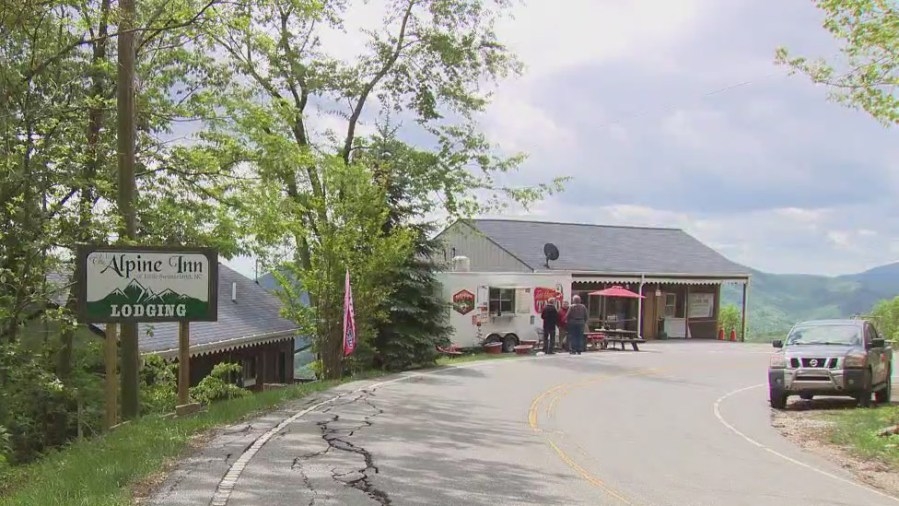 Guests return to western North Carolina inn after Hurricane Helene