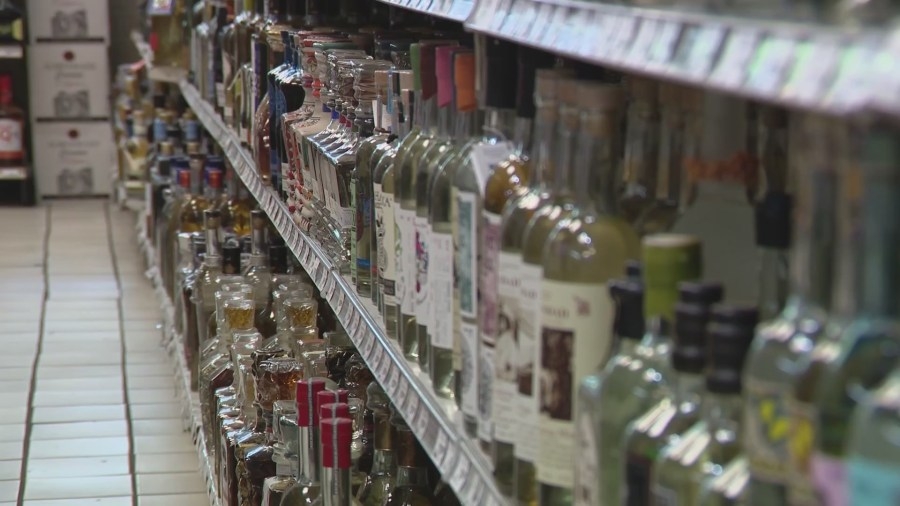 Chicago small business owners concerned over Trump's tariffs on Mexican imports