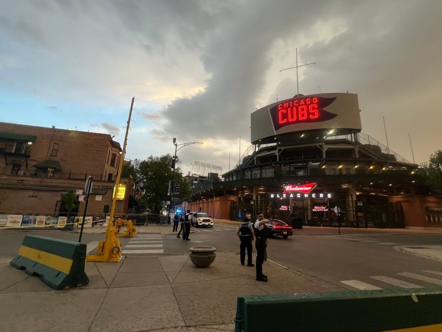 Person of interest in custody after man shot near Murphy's Bleachers in Wrigleyville