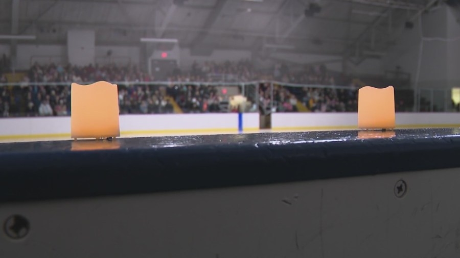Elite figure skaters perform in Wilmette to honor victims of DC plane crash