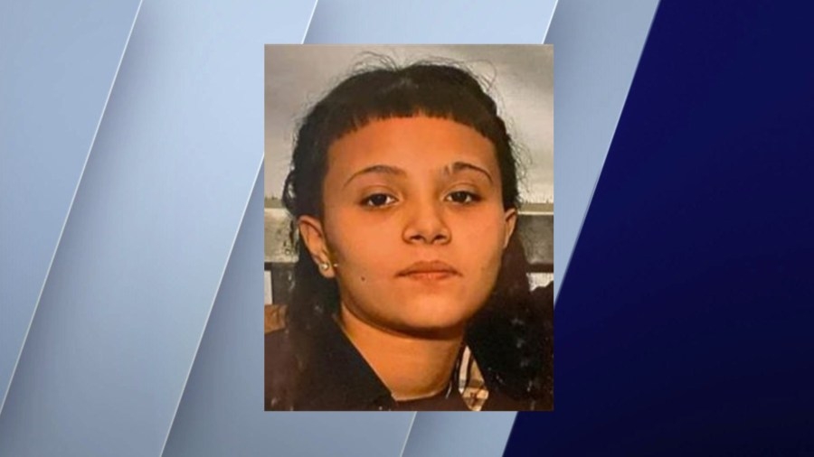 Teeen girl missing for a week last seen in West Lawn: CPD