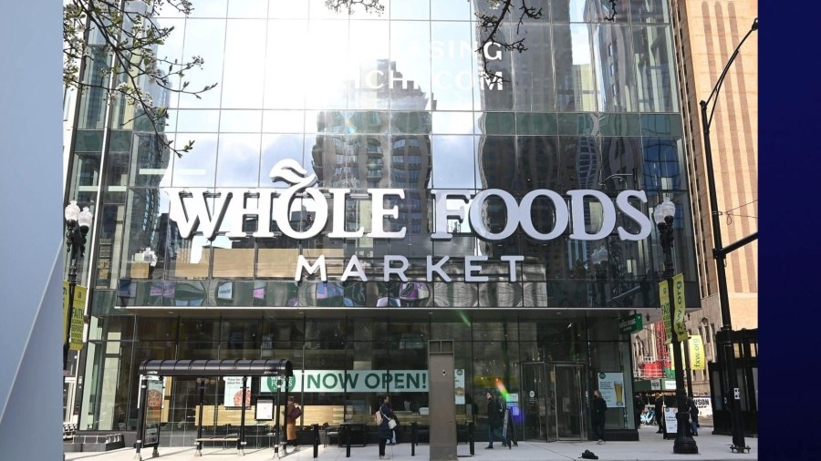 Whole Foods discontinues 10-cent bag credit for customers who bring in reusable bags