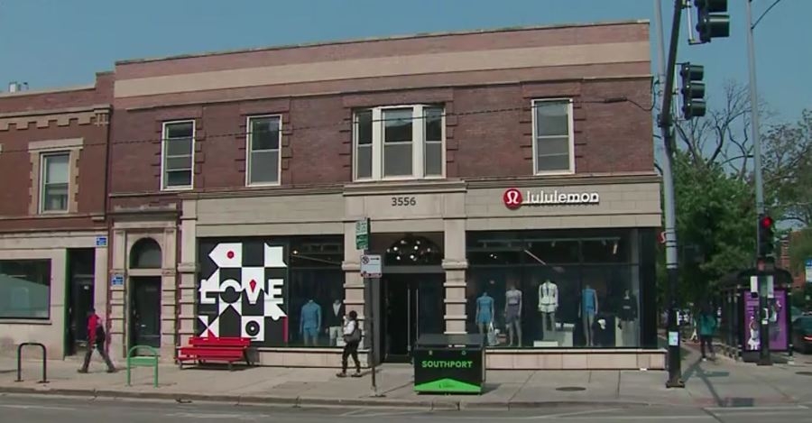 Lululemon store targeted in smash and grab in Lakeview