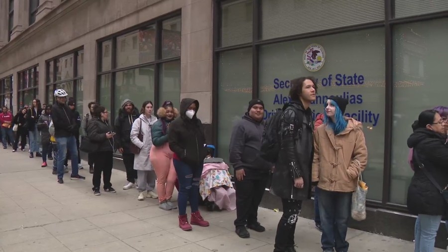 Illinois Secretary of State urges Illinoisans to double check if they need a REAL ID before heading to the DMV