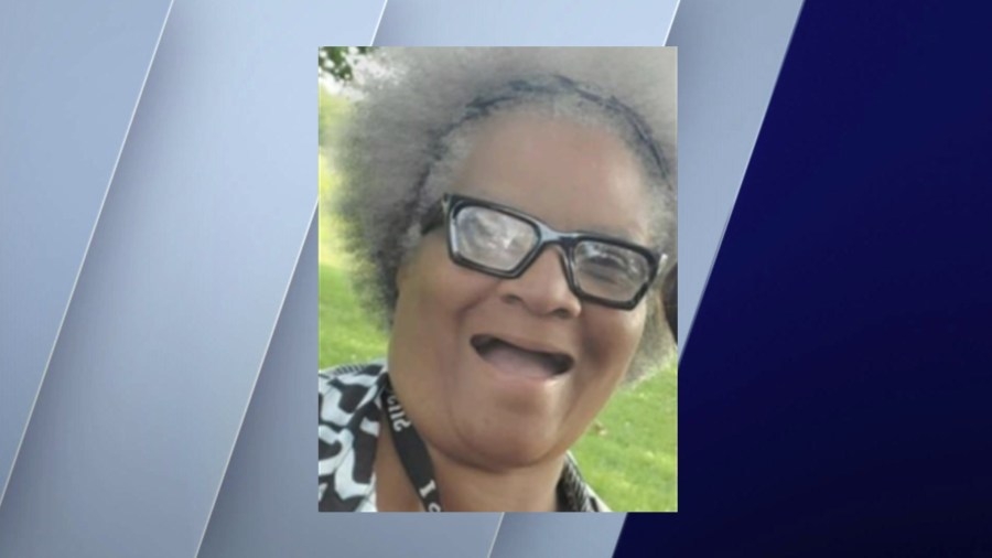 Woman missing for over 2 weeks last seen on West Side