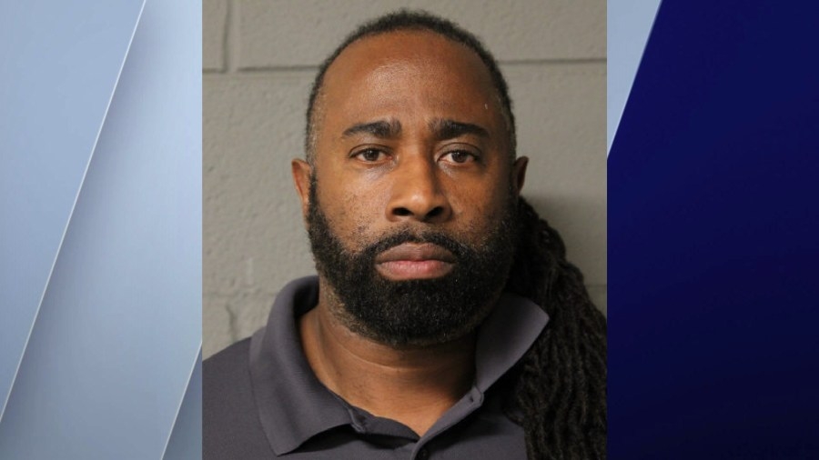 Chicago man accused of stealing $400K of fitness equipment, other goods