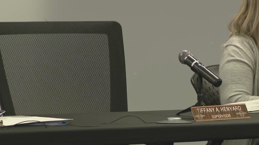 Henyard a no-show for final meeting as Thornton Township supervisor