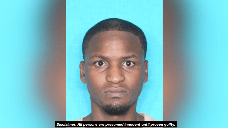 St. Bernard Parish police chase ends with suspect in canal, arrested