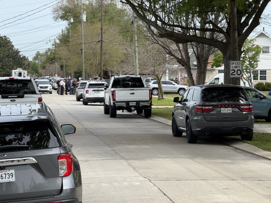 Metairie area SWAT roll ends ‘peacefully'