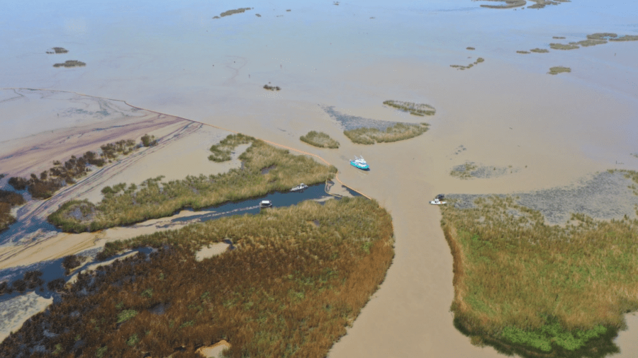 Oil and gas mixture release reported near Garden Island Bay