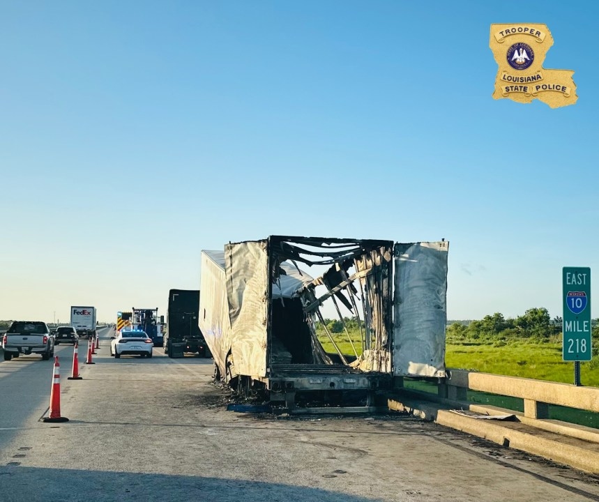 Lane of Bonnet Carré Spillway closed after overnight commercial vehicle trailer fire