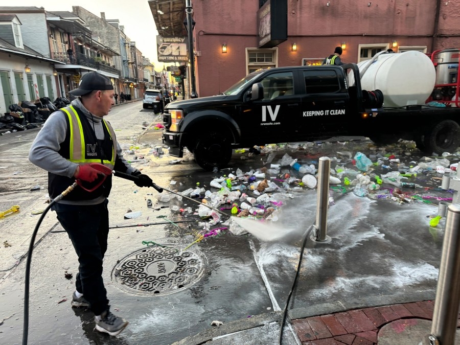 Mayor Cantrell looks to throw out IV Waste emergency contract