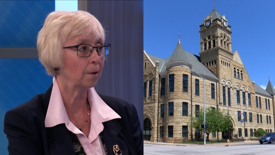 Lee promises transparency if elected Davenport mayor
