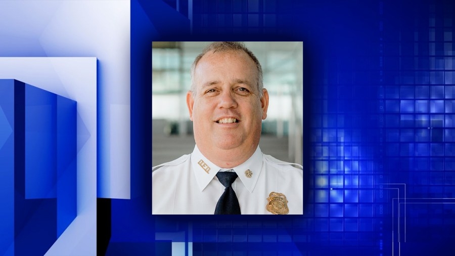 Davenport Fire Chief Carlsten announces upcoming retirement