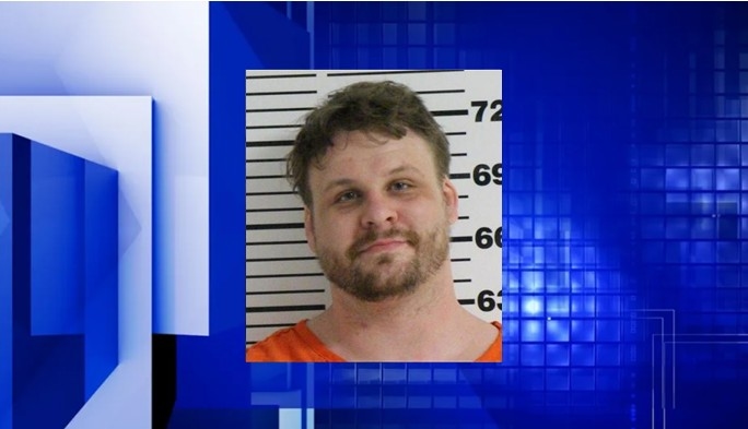 Davenport man faces felony charges after eluding traffic stop