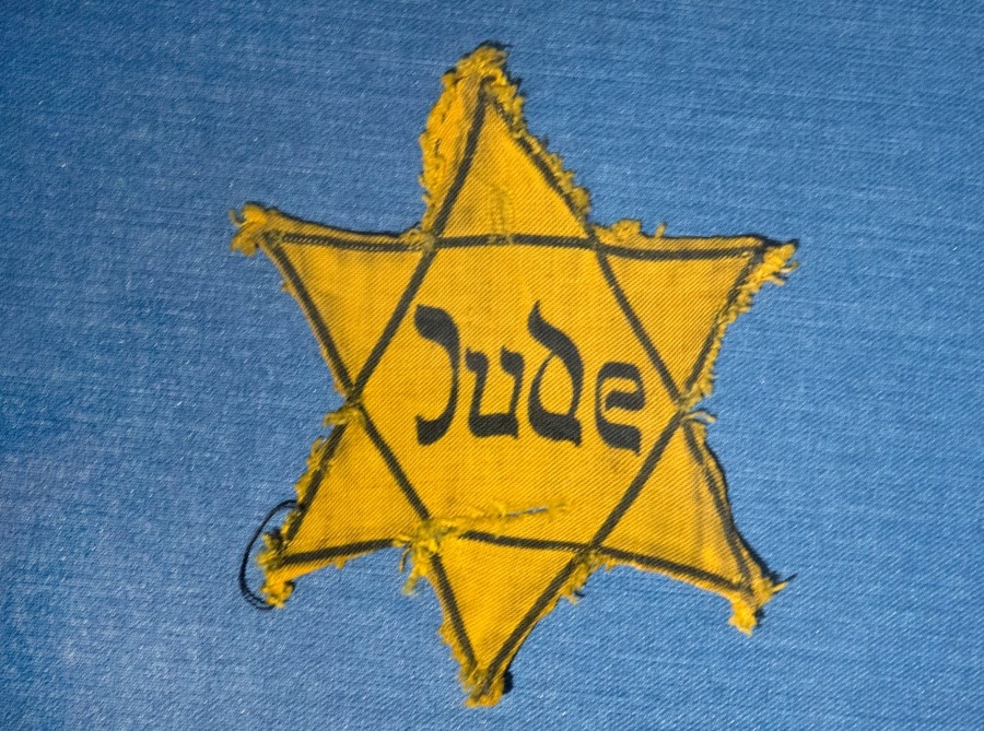 MCC presents interactive Holocaust survivor testimonies in new exhibit