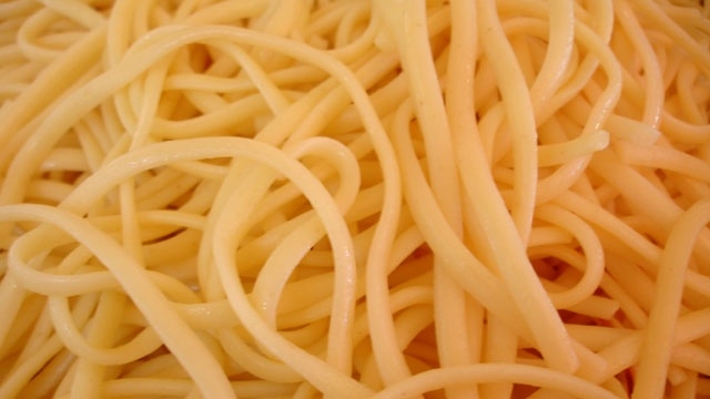 Newman Central Catholic High School completes pasta drive to help kids