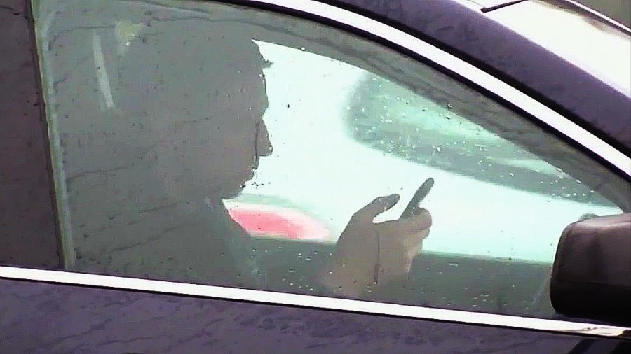 Iowa bill banning cellphone use while driving passes