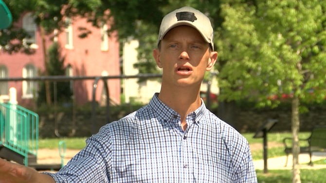 Rob Sand visits potential voters in Davenport
